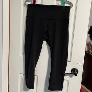 Lululemon Wunder Under Crops